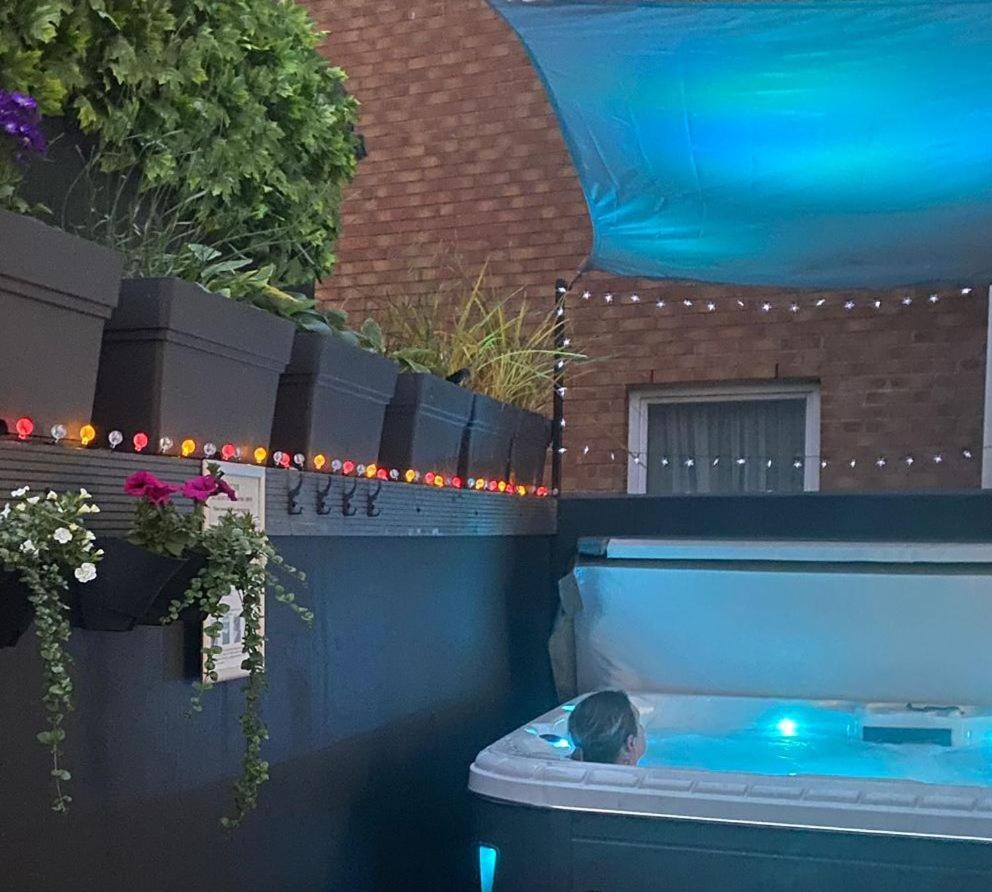 3 The View Apartments Ilfracombe - Hot Tub, Parking, Lift, Ev Buitenkant foto