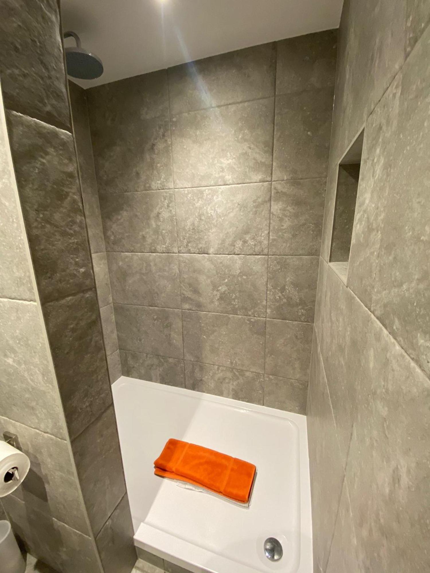 3 The View Apartments Ilfracombe - Hot Tub, Parking, Lift, Ev Buitenkant foto