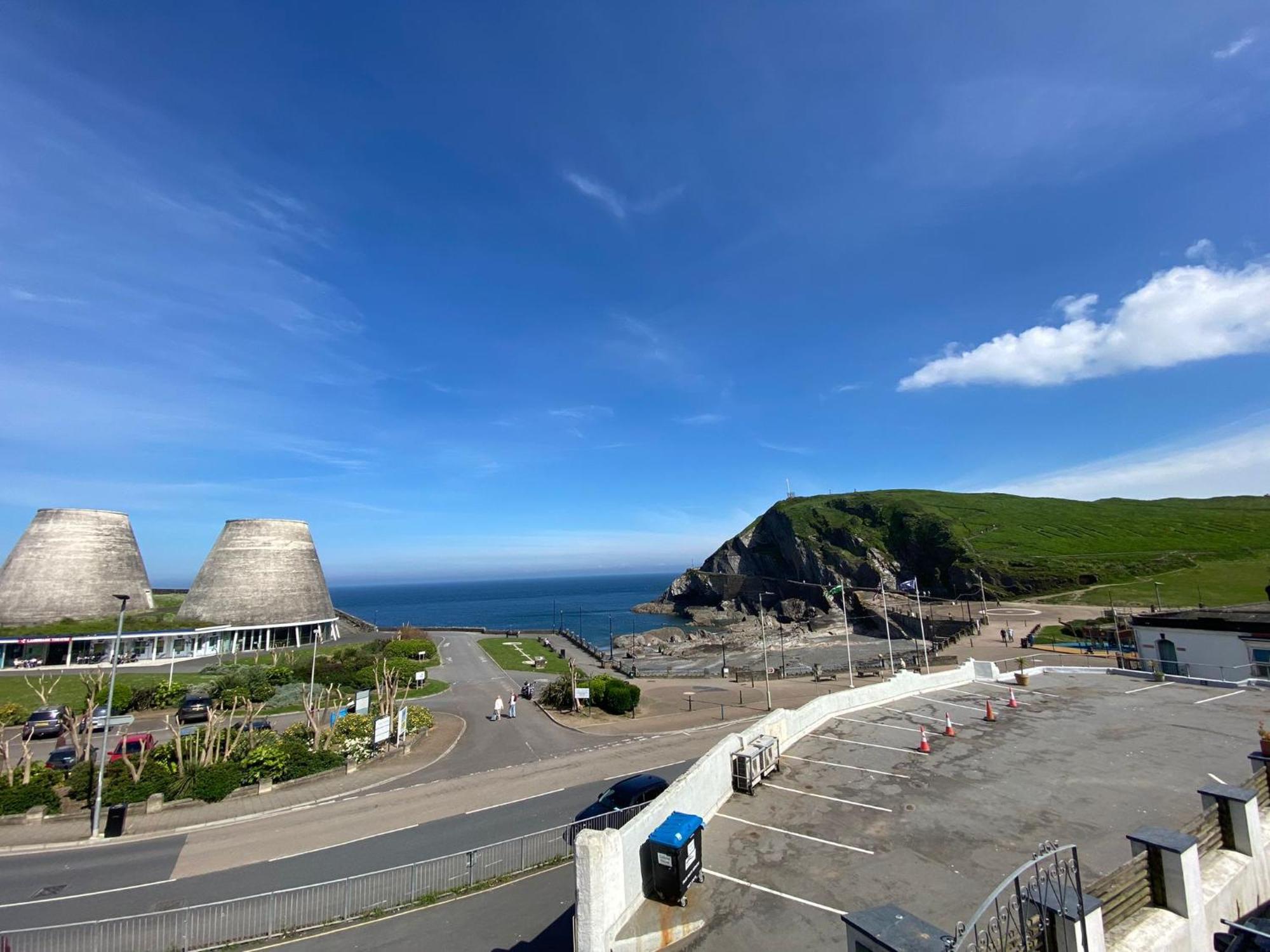 3 The View Apartments Ilfracombe - Hot Tub, Parking, Lift, Ev Buitenkant foto