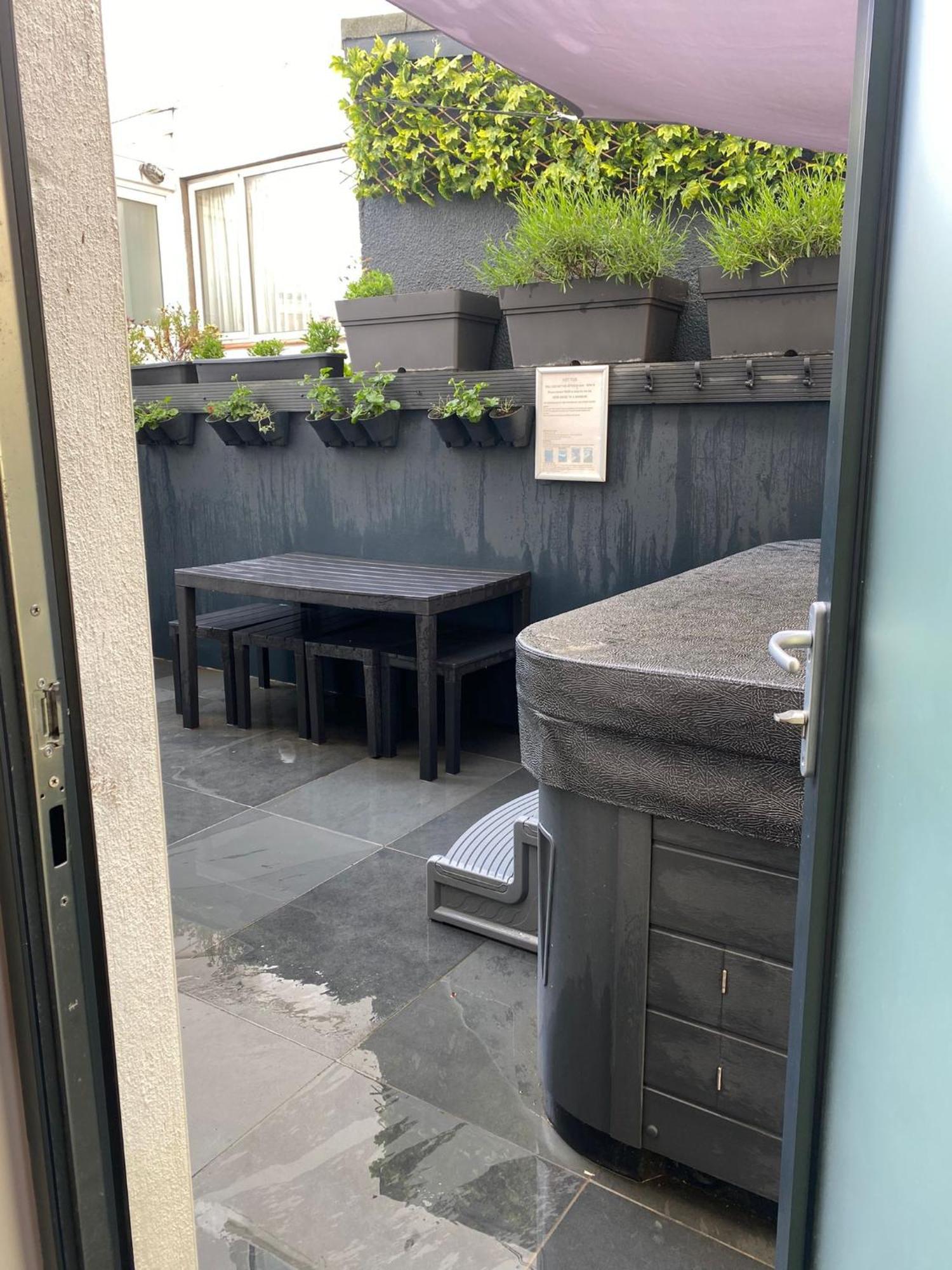 3 The View Apartments Ilfracombe - Hot Tub, Parking, Lift, Ev Buitenkant foto