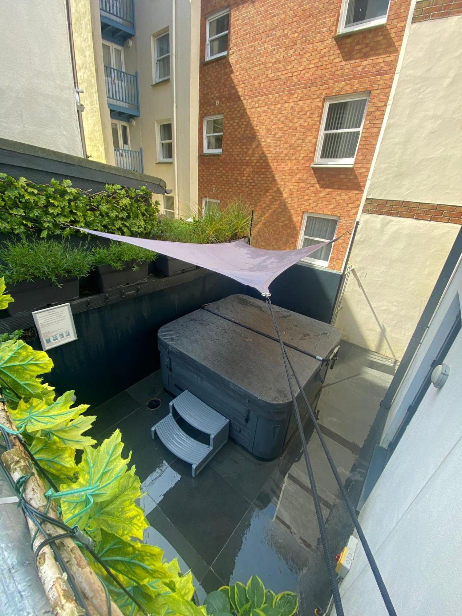 3 The View Apartments Ilfracombe - Hot Tub, Parking, Lift, Ev Buitenkant foto