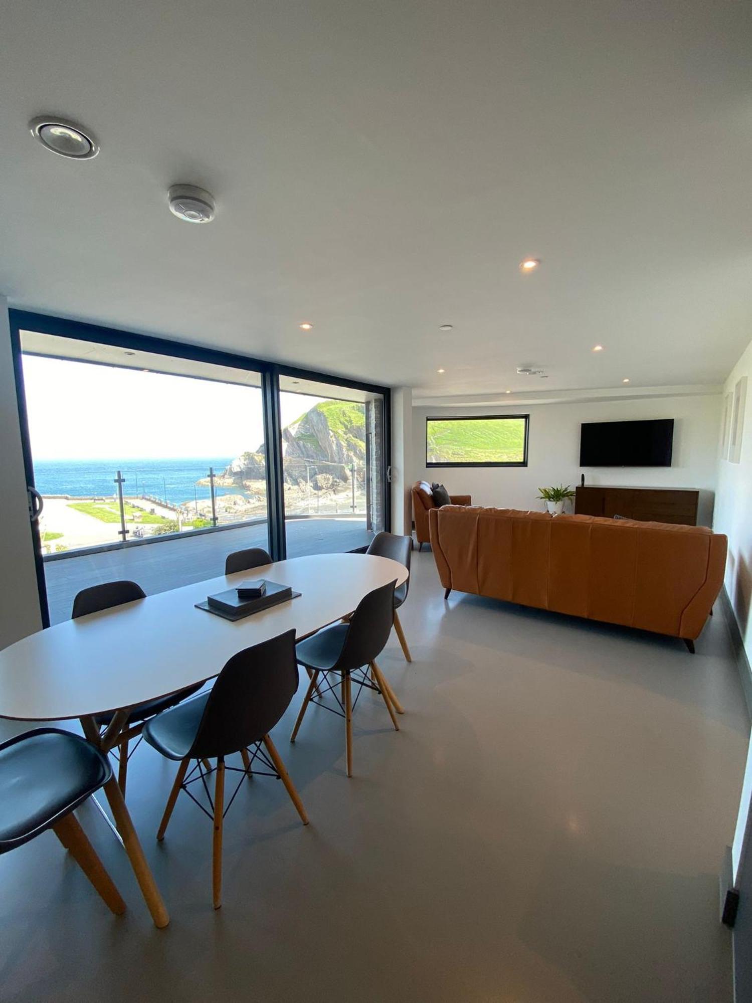 3 The View Apartments Ilfracombe - Hot Tub, Parking, Lift, Ev Buitenkant foto