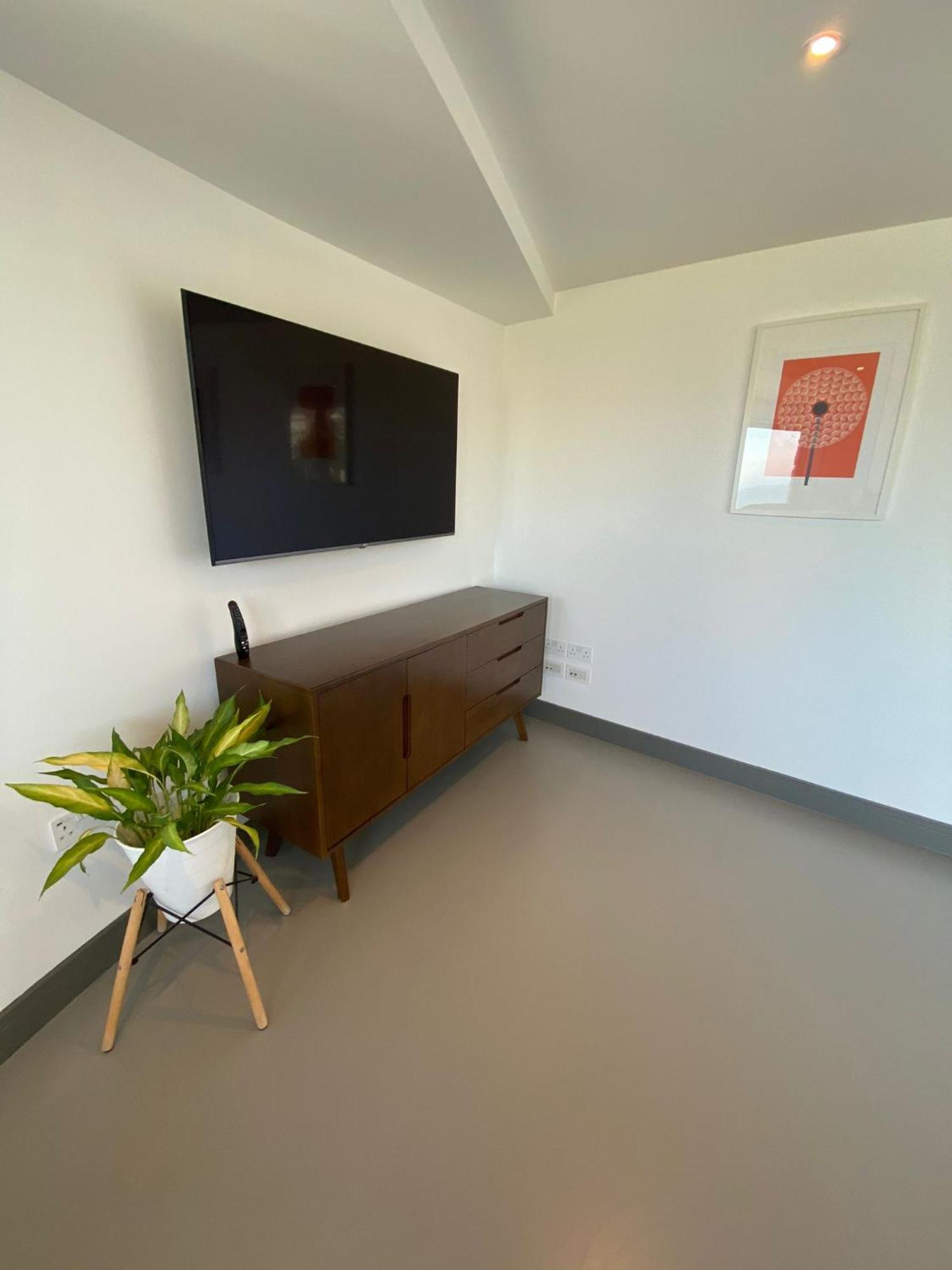 3 The View Apartments Ilfracombe - Hot Tub, Parking, Lift, Ev Buitenkant foto