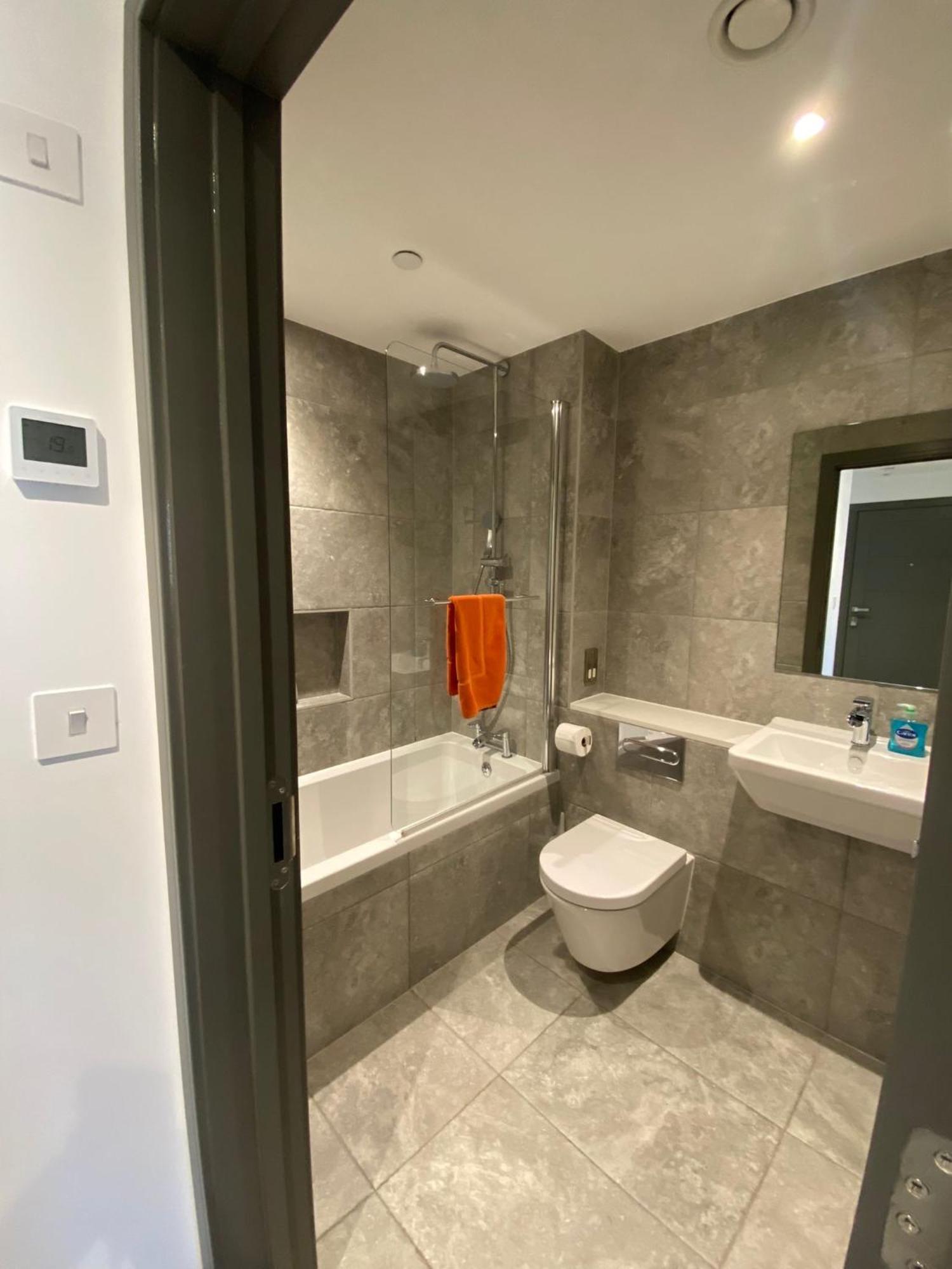 3 The View Apartments Ilfracombe - Hot Tub, Parking, Lift, Ev Buitenkant foto